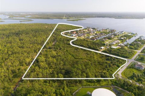 Land in Port Charlotte, Florida № 2202641