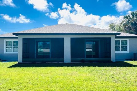 Apartment in Palm Coast, Florida 4 bedrooms, 130.06 sq.m. № 2379369 - photo 10