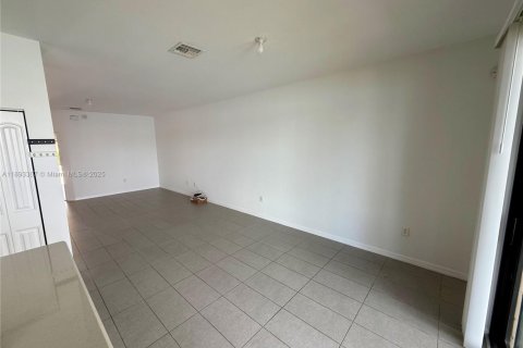 Touwnhouse à louer à Pompano Beach, Floride: 3 chambres, 142.88 m2 № 1945478 - photo 7