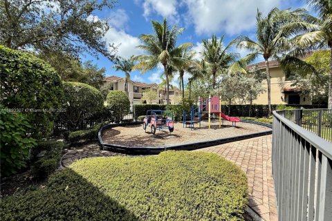 Touwnhouse à louer à Pompano Beach, Floride: 3 chambres, 142.88 m2 № 1945478 - photo 25