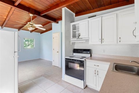 Casa en alquiler en DeLand, Florida, 3 dormitorios, 92.9 m2 № 1832741 - foto 3