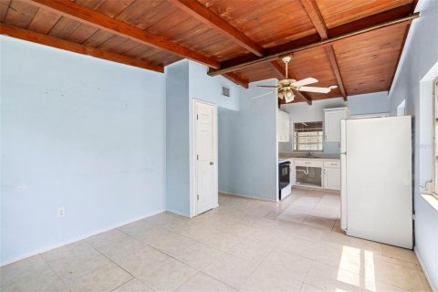 Casa en alquiler en DeLand, Florida, 3 dormitorios, 92.9 m2 № 1832741 - foto 9
