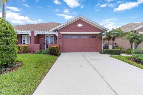 House in Bradenton, Florida 3 bedrooms, 181.35 sq.m. № 1801336 - photo 2