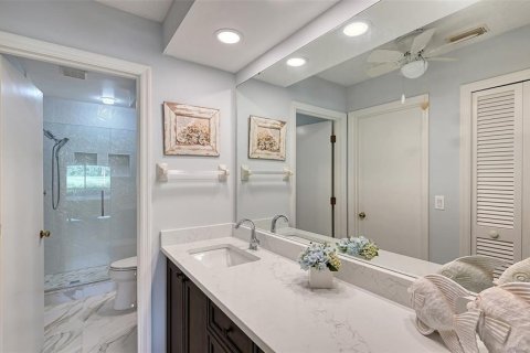 Villa ou maison à vendre à Sarasota, Floride: 3 chambres, 172.43 m2 № 2434528 - photo 12