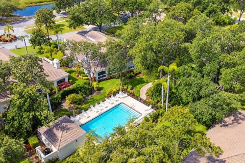 Villa ou maison à vendre à Sarasota, Floride: 3 chambres, 172.43 m2 № 2434528 - photo 21
