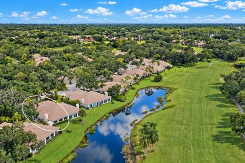 Villa ou maison à vendre à Sarasota, Floride: 3 chambres, 172.43 m2 № 2434528 - photo 15
