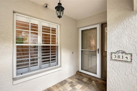 Villa ou maison à vendre à Sarasota, Floride: 3 chambres, 172.43 m2 № 2434528 - photo 3