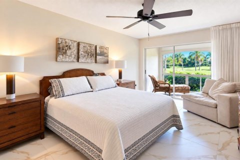 Villa ou maison à vendre à Sarasota, Floride: 3 chambres, 172.43 m2 № 2434528 - photo 11