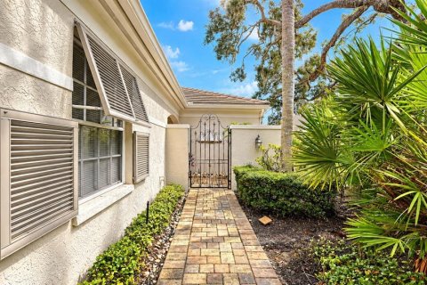 Villa ou maison à vendre à Sarasota, Floride: 3 chambres, 172.43 m2 № 2434528 - photo 20