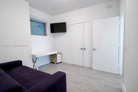 Купить кондоминиум в Майами, Флорида 2 спальни, 84.73м2, № 2036378 - фото 16