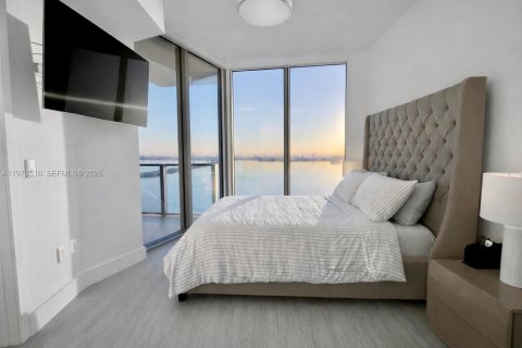 Купить кондоминиум в Майами, Флорида 2 спальни, 84.73м2, № 2036378 - фото 10