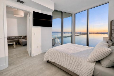 Купить кондоминиум в Майами, Флорида 2 спальни, 84.73м2, № 2036378 - фото 9