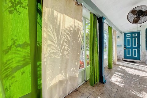 Купить виллу или дом в Сент-Питерсберг, Флорида 11 комнат, 133.13м2, № 1523003 - фото 19