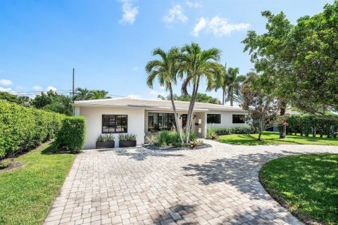House in Delray Beach, Florida 3 bedrooms, 150.97 sq.m. № 2261626 - photo 3