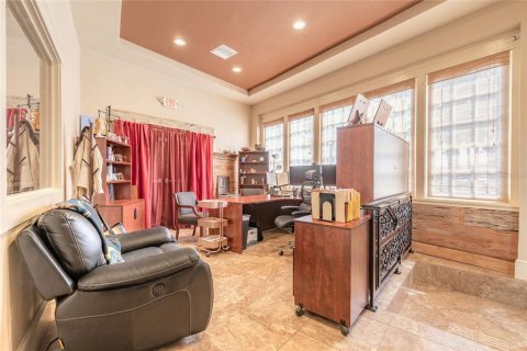 Propiedad comercial en venta en Daytona Beach, Florida, 654.4 m2 № 1667093 - foto 12