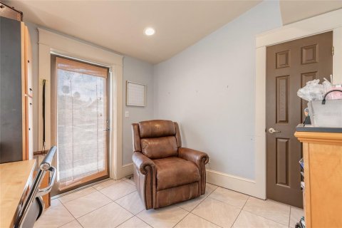 Propiedad comercial en venta en Daytona Beach, Florida, 654.4 m2 № 1667093 - foto 18