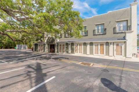 Propiedad comercial en venta en Daytona Beach, Florida, 654.4 m2 № 1667093 - foto 6