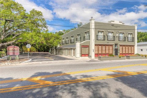 Propiedad comercial en venta en Daytona Beach, Florida, 654.4 m2 № 1667093 - foto 2