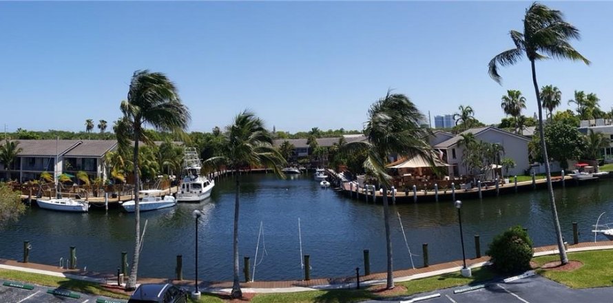 Condo à North Miami Beach, Floride, 2 chambres № 1100088