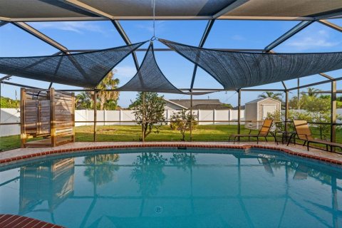 Villa ou maison à vendre à Cape Coral, Floride: 3 chambres, 117.99 m2 № 2436785 - photo 28