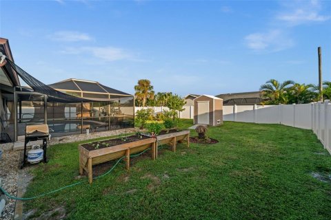 Villa ou maison à vendre à Cape Coral, Floride: 3 chambres, 117.99 m2 № 2436785 - photo 30
