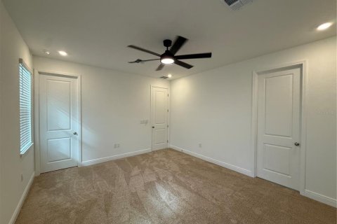 Villa ou maison à louer à Minneola, Floride: 5 chambres, 285.77 m2 № 2396625 - photo 10
