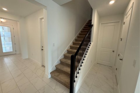 Villa ou maison à louer à Minneola, Floride: 5 chambres, 285.77 m2 № 2396625 - photo 18