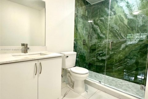 Townhouse in Miami Gardens, Florida 3 bedrooms, 107.02 sq.m. № 1973963 - photo 11