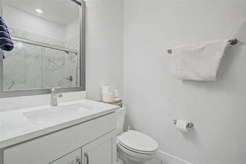 Townhouse in Tampa, Florida 3 bedrooms, 181.35 sq.m. № 2258766 - photo 6