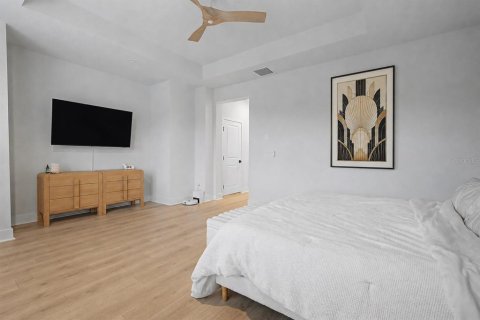 Townhouse in Tampa, Florida 3 bedrooms, 181.35 sq.m. № 2258766 - photo 20