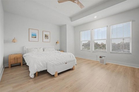 Townhouse in Tampa, Florida 3 bedrooms, 181.35 sq.m. № 2258766 - photo 19