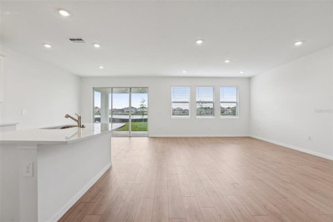 Casa en venta en Lakeland, Florida, 4 dormitorios, 256.04 m2 № 2092666 - foto 3