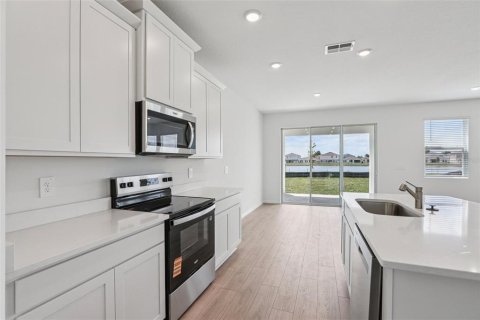 Casa en venta en Lakeland, Florida, 4 dormitorios, 256.04 m2 № 2092666 - foto 16