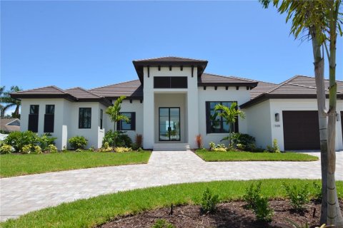 Casa en venta en Sarasota, Florida, 4 dormitorios, 403.47 m2 № 1866329 - foto 4