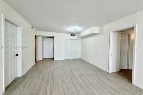 Condo in Aventura, Florida, 2 bedrooms № 2089892 - photo 19