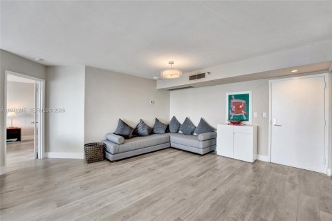 Купить кондоминиум в Авентура, Флорида 2 спальни, 126.81м2, № 2032114 - фото 8