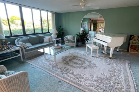 Condominio en venta en Hollywood, Florida, 2 dormitorios, 139.35 m2 № 1749979 - foto 1
