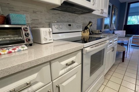 Condominio en venta en Hollywood, Florida, 2 dormitorios, 139.35 m2 № 1749979 - foto 5