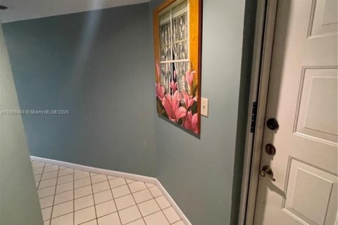 Condominio en venta en Hollywood, Florida, 2 dormitorios, 139.35 m2 № 1749979 - foto 16