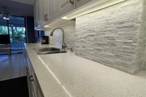 Condominio en venta en Hollywood, Florida, 2 dormitorios, 139.35 m2 № 1749979 - foto 6