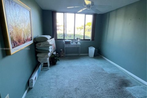 Condominio en venta en Hollywood, Florida, 2 dormitorios, 139.35 m2 № 1749979 - foto 19
