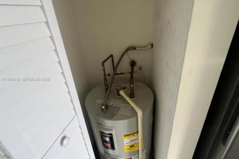 Appartement à louer à Miami, Floride: 46.64 m2 № 2024749 - photo 6