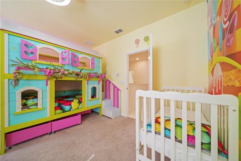 Casa en venta en Kissimmee, Florida, 14 dormitorios, 581.1 m2 № 1898458 - foto 25