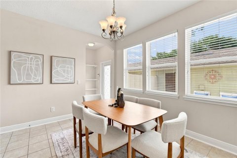 Townhouse in Sanford, Florida 3 bedrooms, 144 sq.m. № 2299596 - photo 9