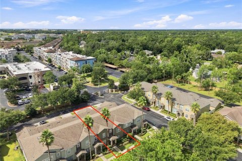 Townhouse in Sanford, Florida 3 bedrooms, 144 sq.m. № 2299596 - photo 16
