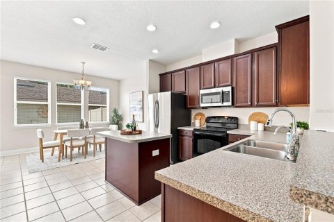 Townhouse in Sanford, Florida 3 bedrooms, 144 sq.m. № 2299596 - photo 7