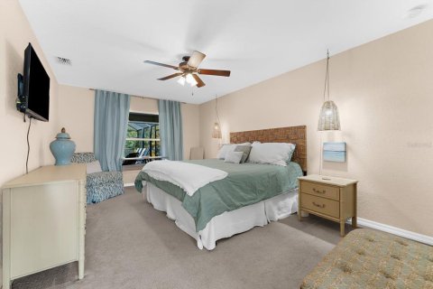 House in Port Charlotte, Florida 4 bedrooms, 211.45 sq.m. № 2166567 - photo 19