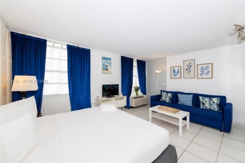 Copropriété à louer à Miami Beach, Floride: 37.16 m2 № 2252130 - photo 3