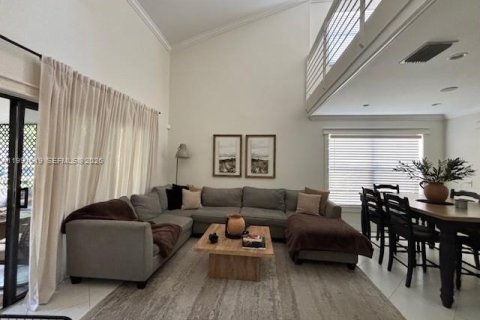 Купить таунхаус в Тамарак, Флорида 3 спальни, 184.78м2, № 2063212 - фото 3