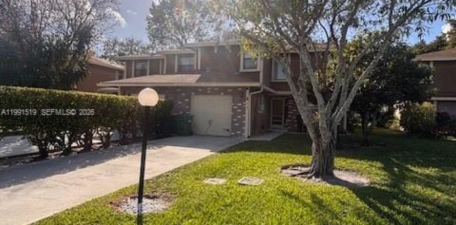 Таунхаус в Тамарак, Флорида 3 спальни, 184.78м2 № 2063212